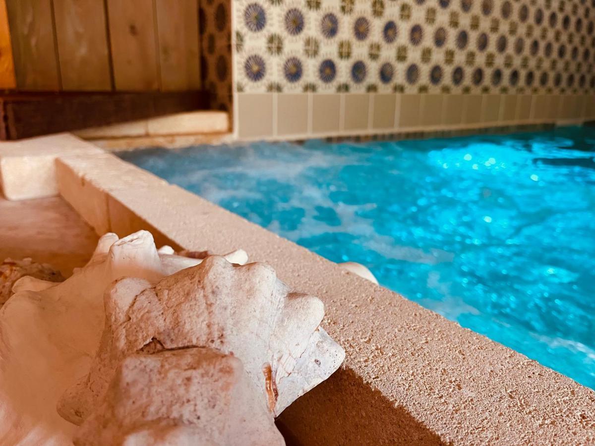 Domaine Amourella Aparthotel ลอมเบสค์ ภายนอก รูปภาพ