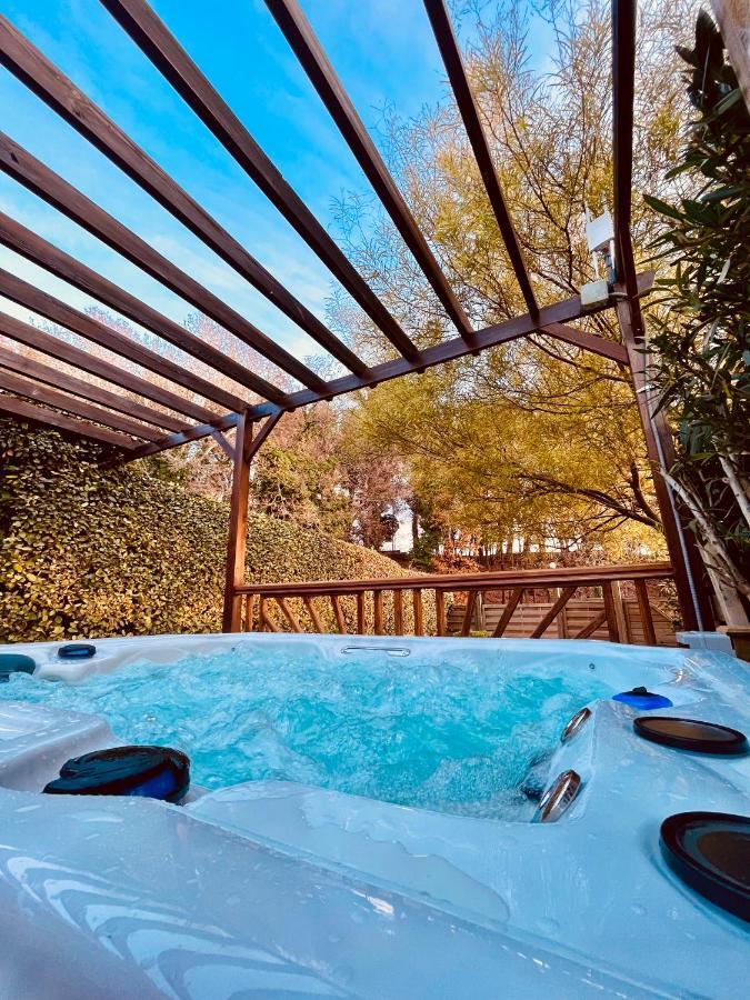 Domaine Amourella Aparthotel ลอมเบสค์ ภายนอก รูปภาพ